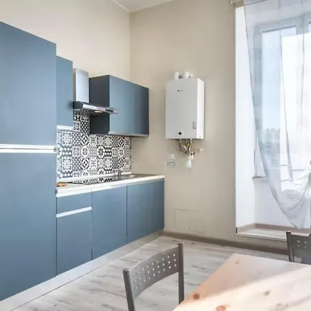 Apartment Metro A Lucio Sestio *